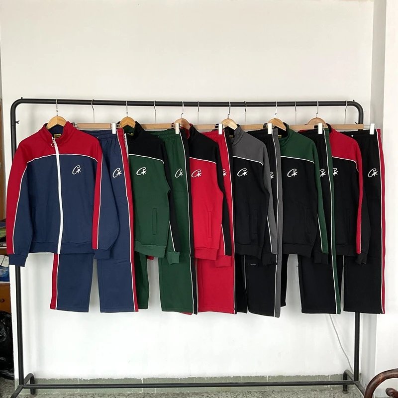 Colorblock stand-up collar jacket, casual sports pants and fleece suit for men  